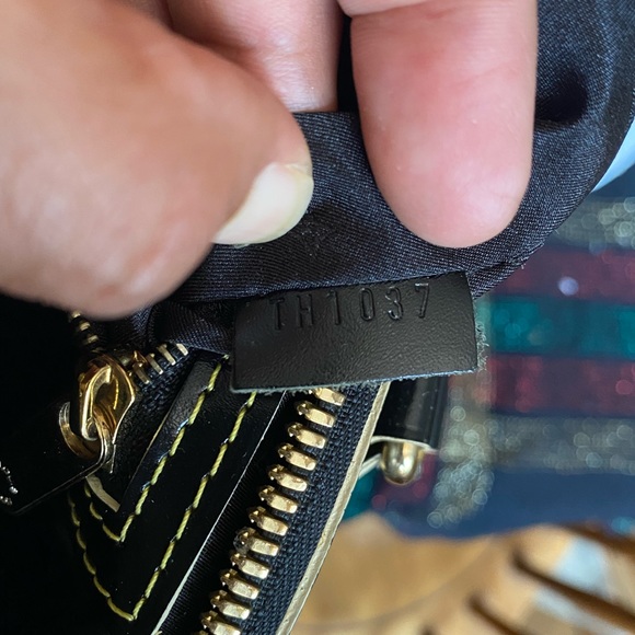 🖤❤️Louis Vuitton Lockit Suhali PM Bag🖤💲💲SEND OFFERS💲💲❤️ - Picture 10 of 14